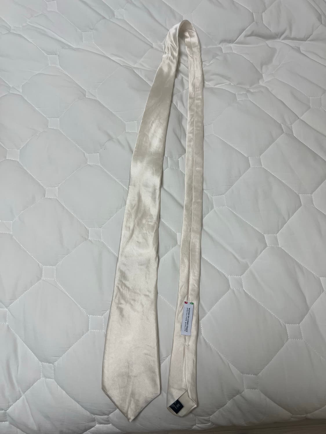 메멘토모리/실크 아이보리 넥타이/OS 상품이미지1