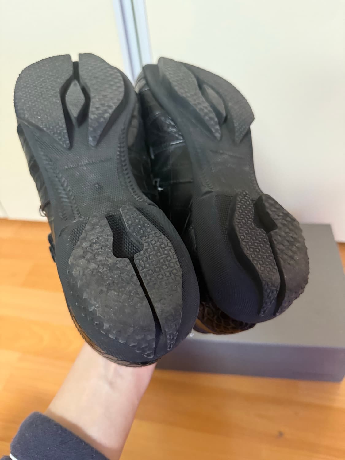 [판매] (45) 키코 코스타디노브 피셔맨 로퍼 블랙 상품이미지5