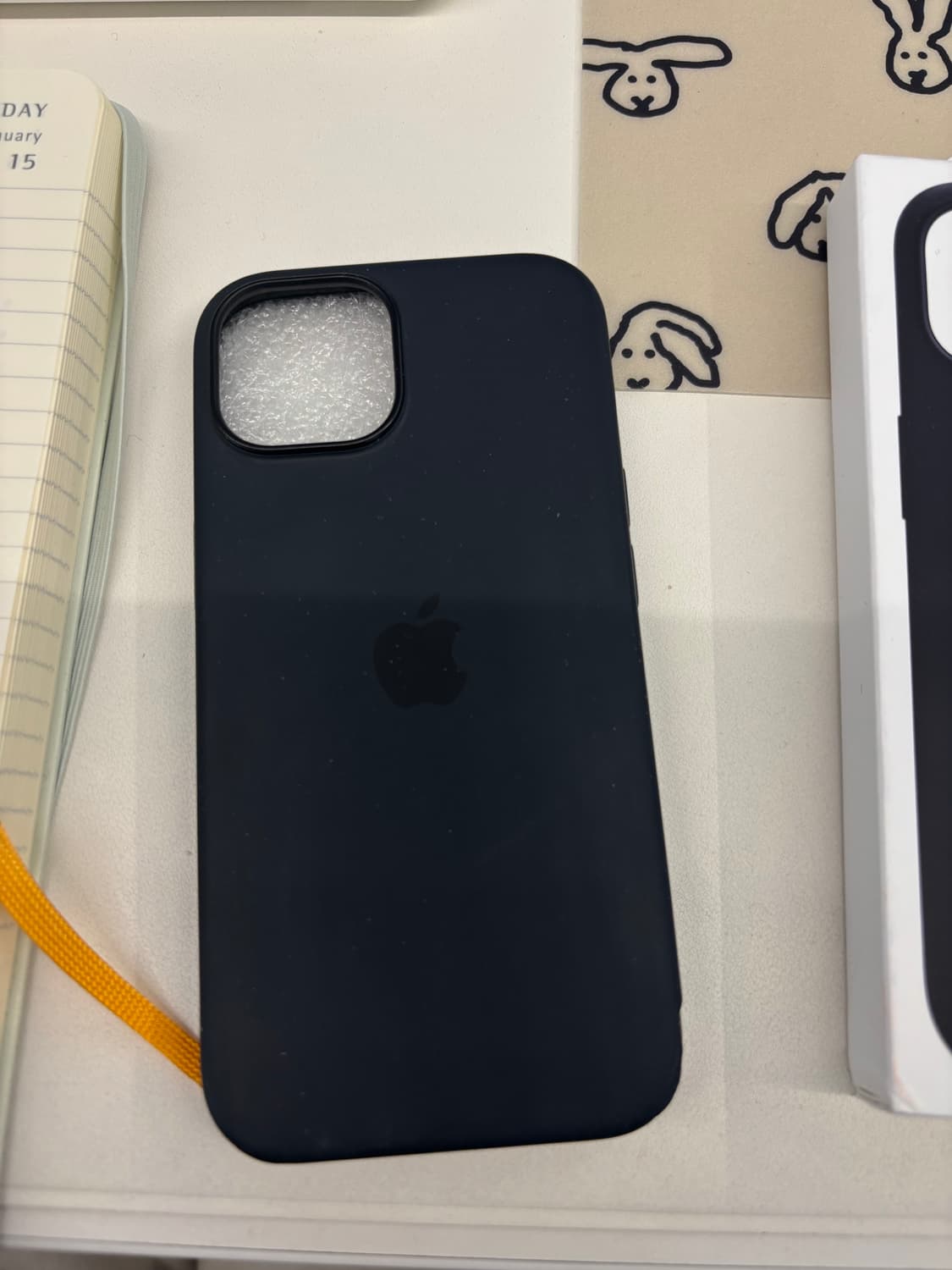 아이폰15 정품 실리콘 케이스 상품이미지3