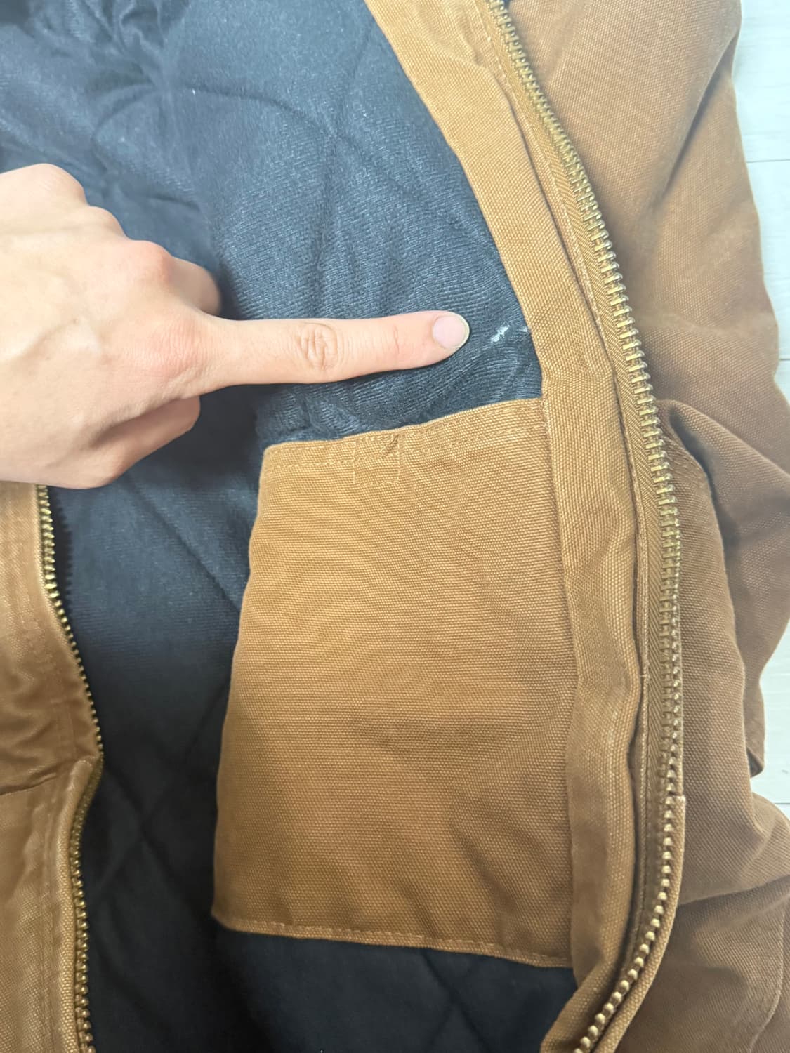 칼하트 j130 brn xl 상품이미지4