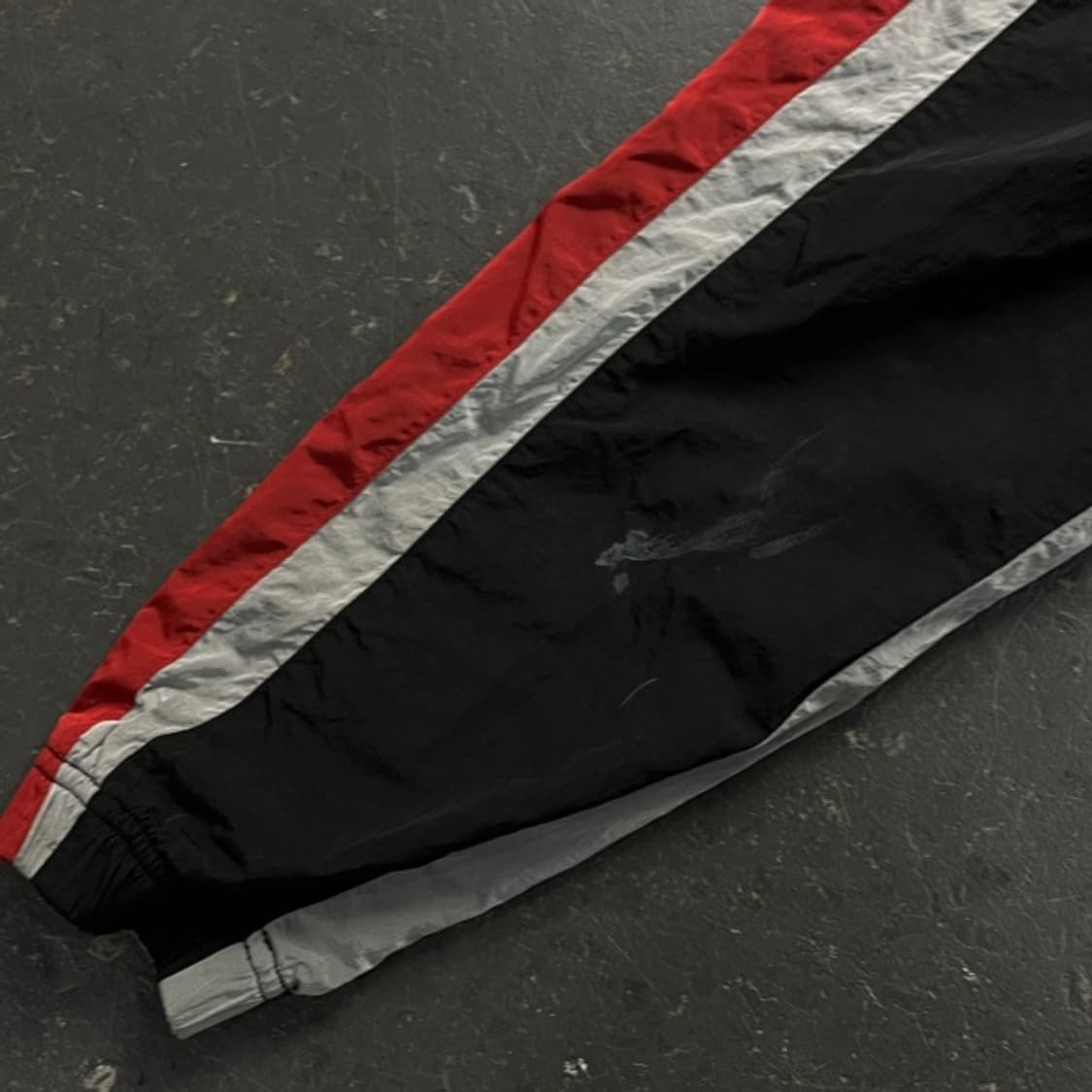 100 엘레쎄 올드스쿨 바람막이  상품이미지5