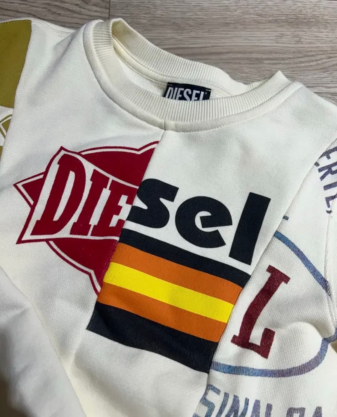 디젤 크롭 맨투맨 상품이미지2