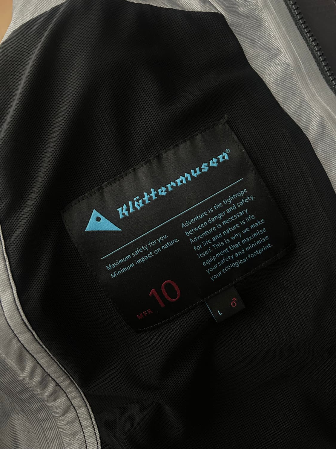 클라터뮤젠 아신야 레이븐 L 상품이미지2