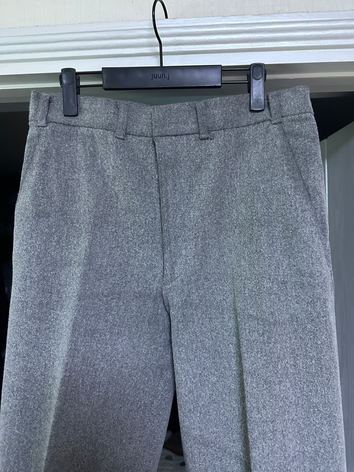 [L] 그레이 울 플란넬 슬랙스 상품이미지2