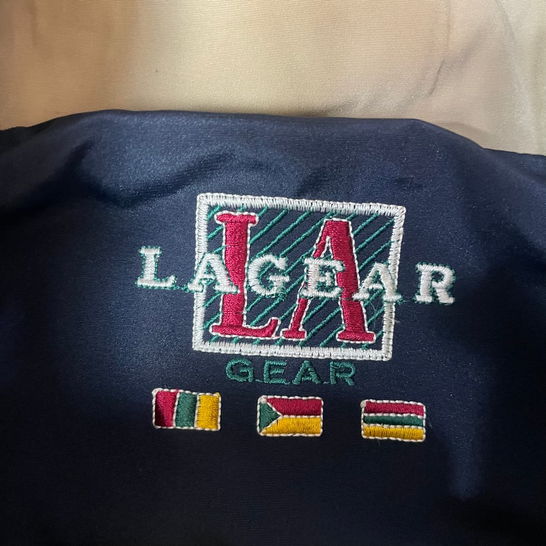 LAGEAR 베이지 후드 리버시블 바람막이 자켓  상품이미지4