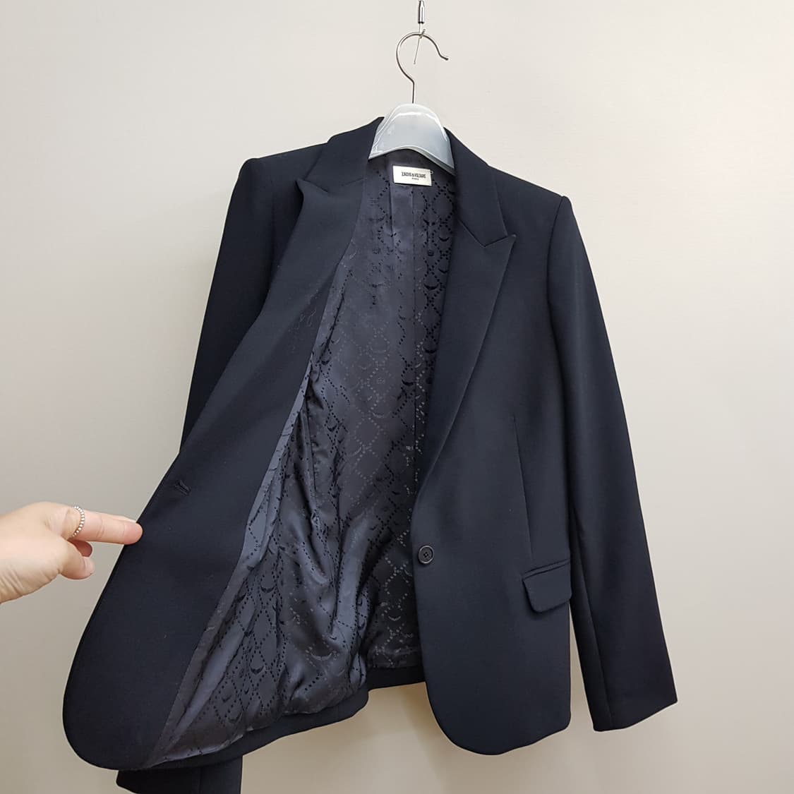 쟈딕앤볼테르 LOVE 백스터드 포인트 블랙 테일러드 자켓 34사이즈 상품이미지2