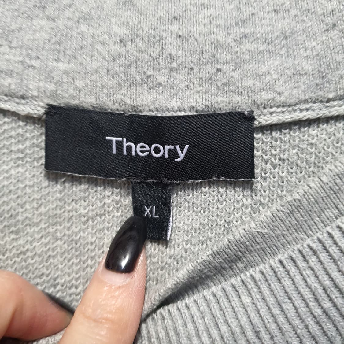 띠어리 남성 리갈 울 크루넥 니트 스웨터  상품이미지4