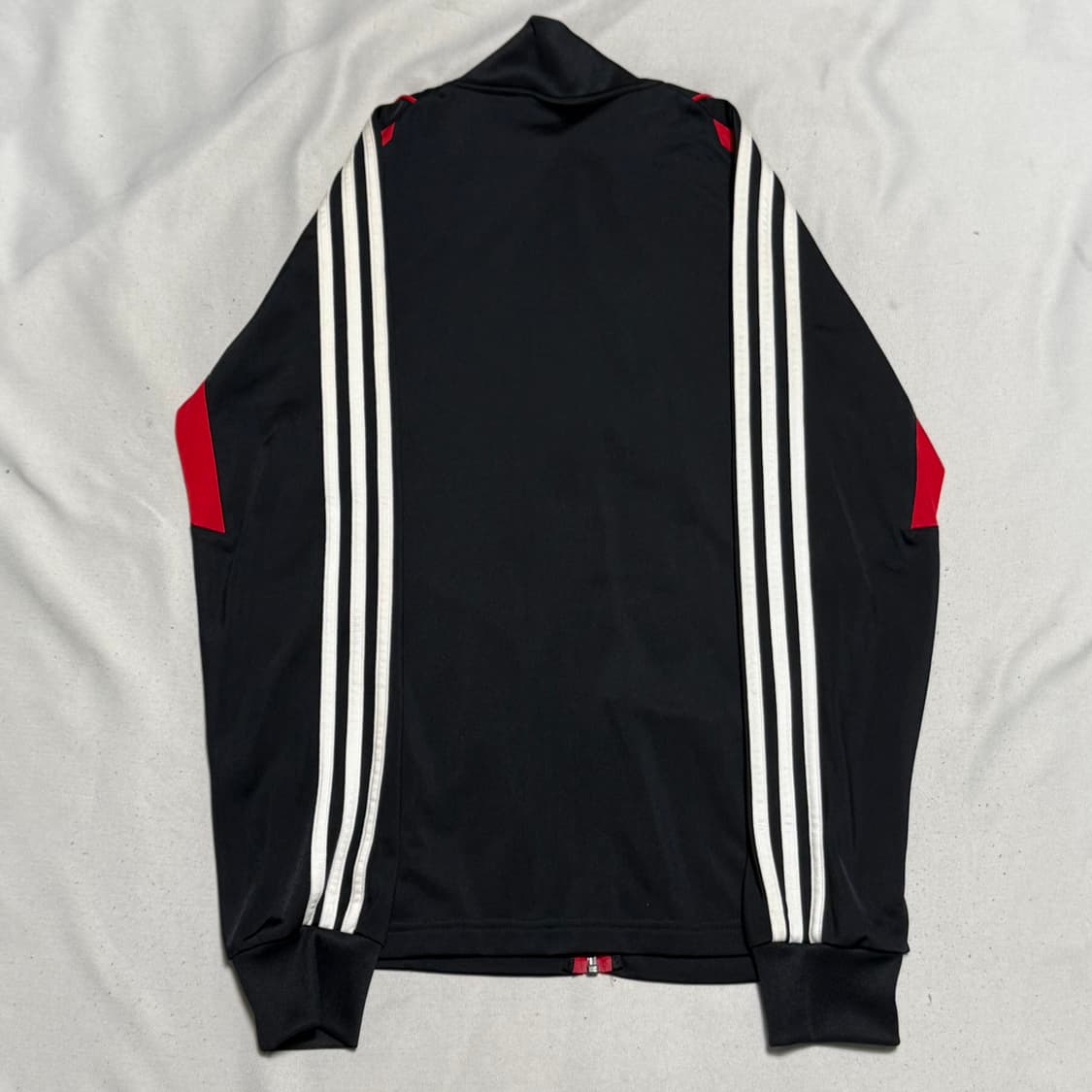 90 아디다스 AC밀란 레드 파이핑 블랙 트랙탑 상품이미지3