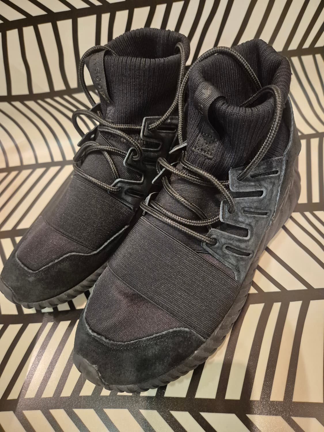 아디다스 튜블라 둠 트리플 블랙 us/8 260 판매합니다 상품이미지1