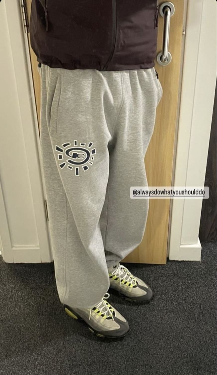 ALWAYS DO WHAT YOU SHOULD

DO 조거 팬츠 L 상품이미지3