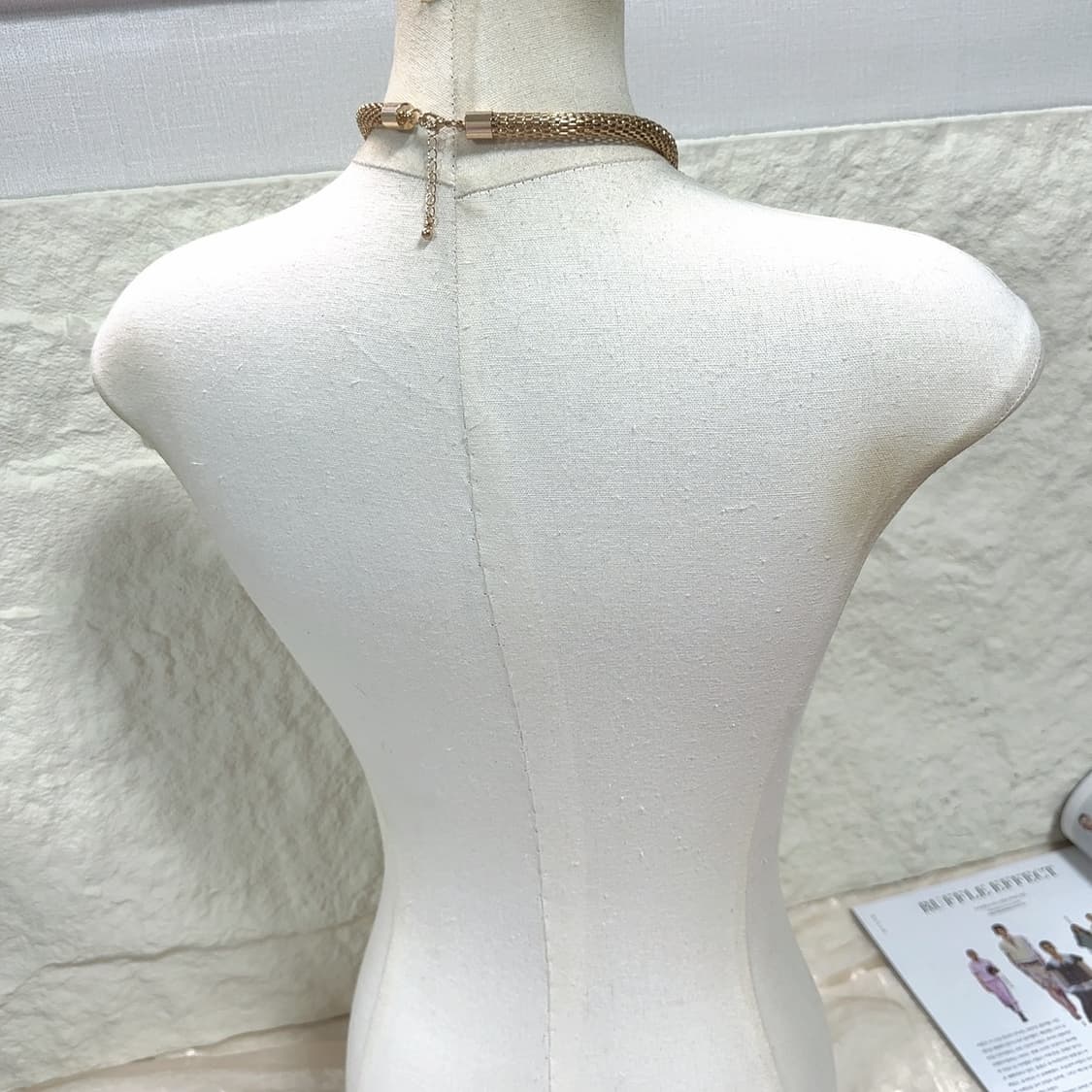 빈티지 G 아크릴  목걸이 상품이미지3