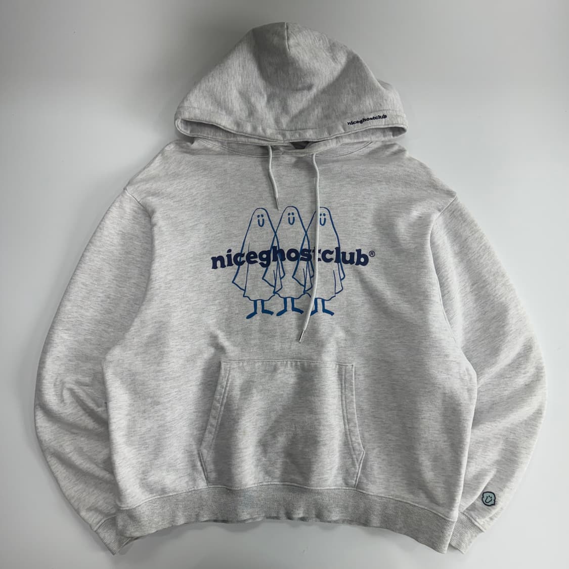 Nice ghost club 나이스 고스트 클럽 백 로고 후드티  상품이미지4