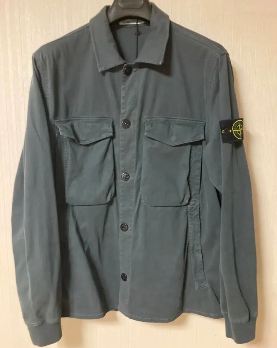 스톤아일랜드 19aw 가먼트다이 스트레치 오버셔츠 인 블루 상품이미지1