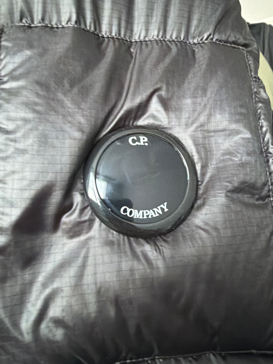 cp컴퍼니 패딩 상품이미지2