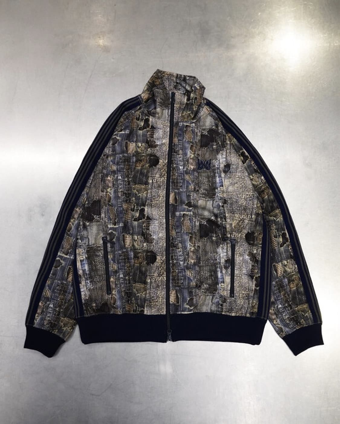 니들스 보로 프린팅 트랙 자켓 LHP 한정 상품이미지2