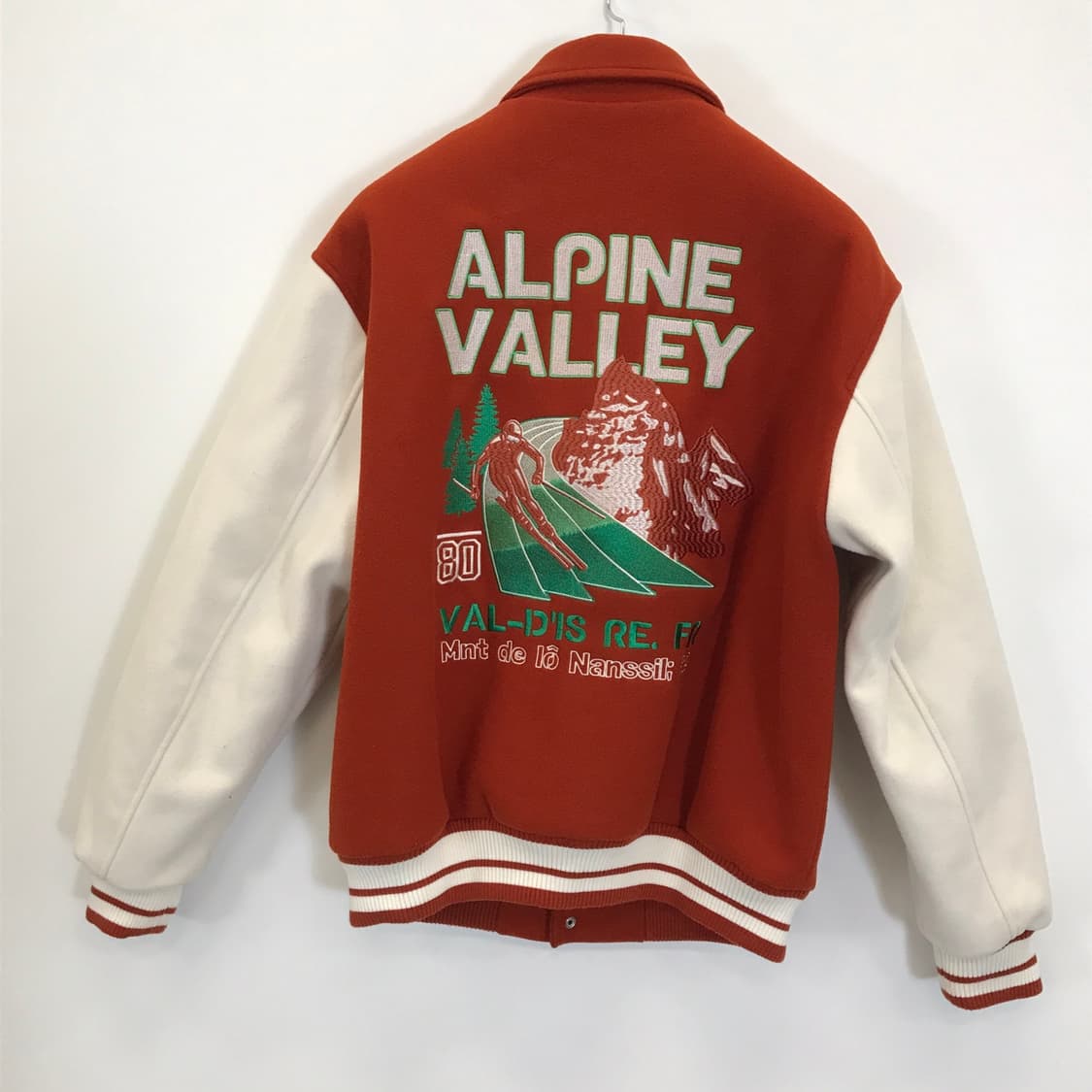 자라 알파인벨리 그래픽패치 봄버자켓 [L] 상품이미지4