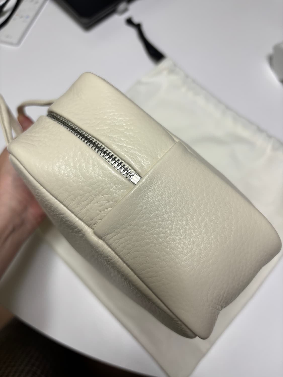 유라고 Square top handle bag  Ivory  상품이미지9