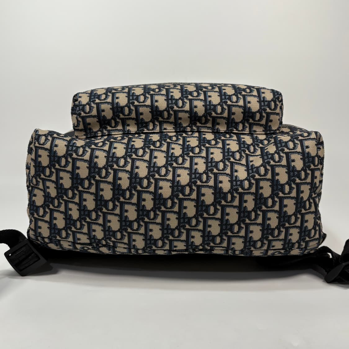 디올 블루 오블리크 트래블 테크니컬 캔버스 백팩  상품이미지8