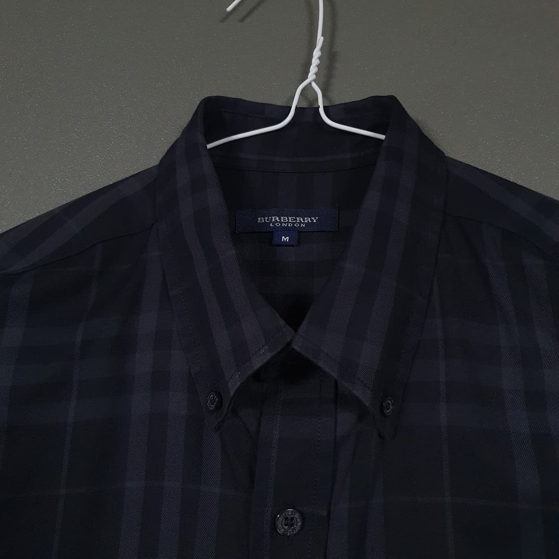 M) 버버리 크레스트 로고 원포켓 노바체크 셔츠 긴팔 남방 블랙 그레이 상품이미지4