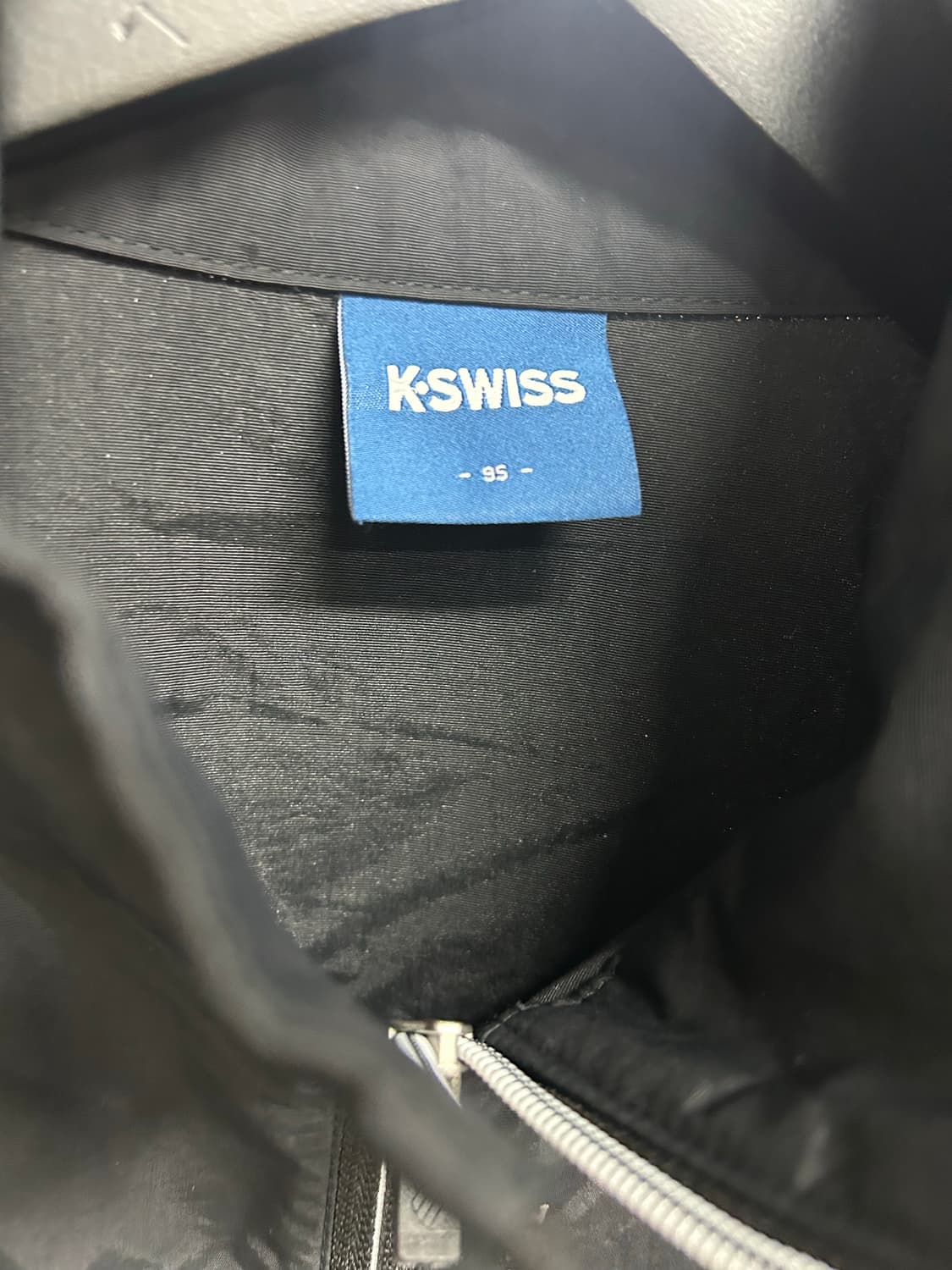 K-SWISS 블랙 반팔 반직업 아노락 95 상품이미지3