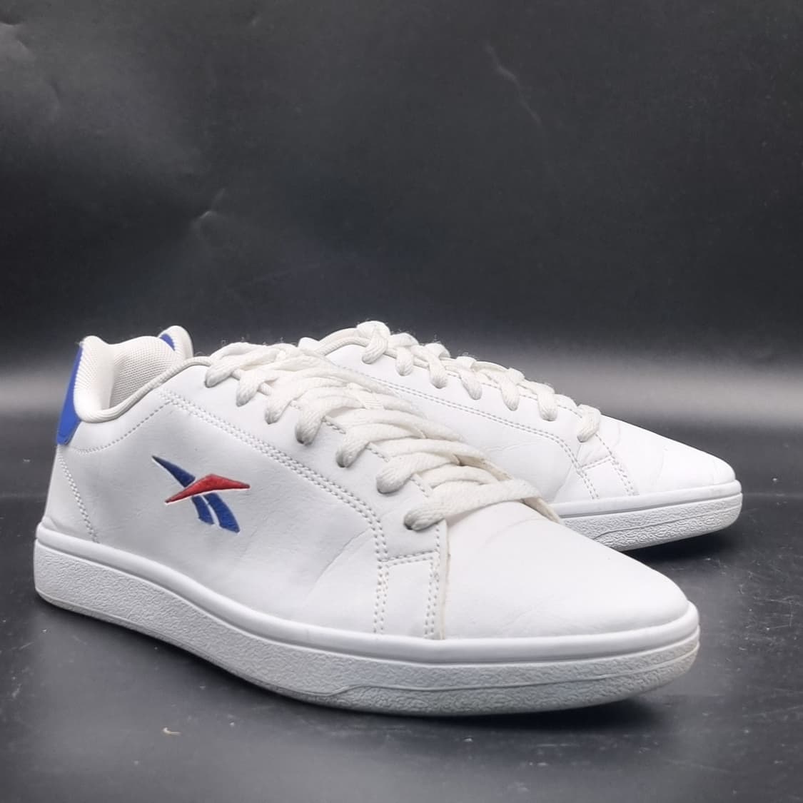 리복 로얄 컴플리트 남성스니커즈260  상품이미지1