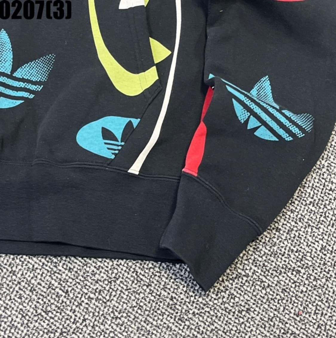 아디다스 후드티 상품이미지3