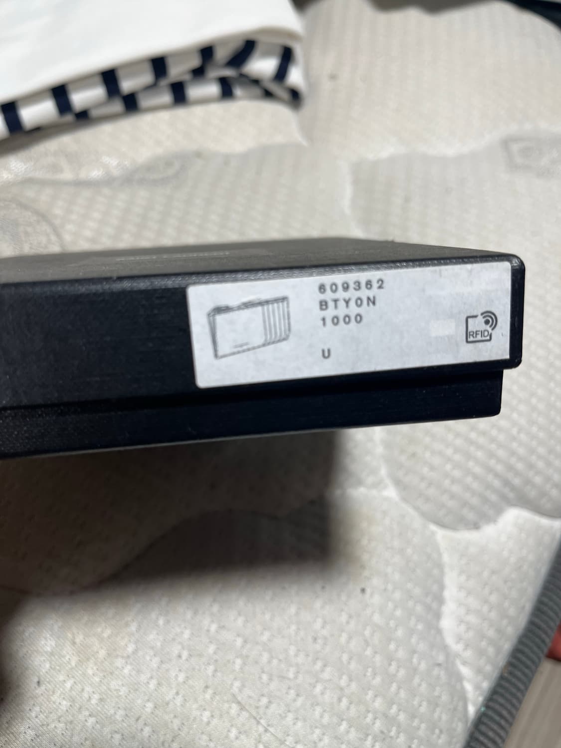 입생로랑 카드 지갑 상품이미지6