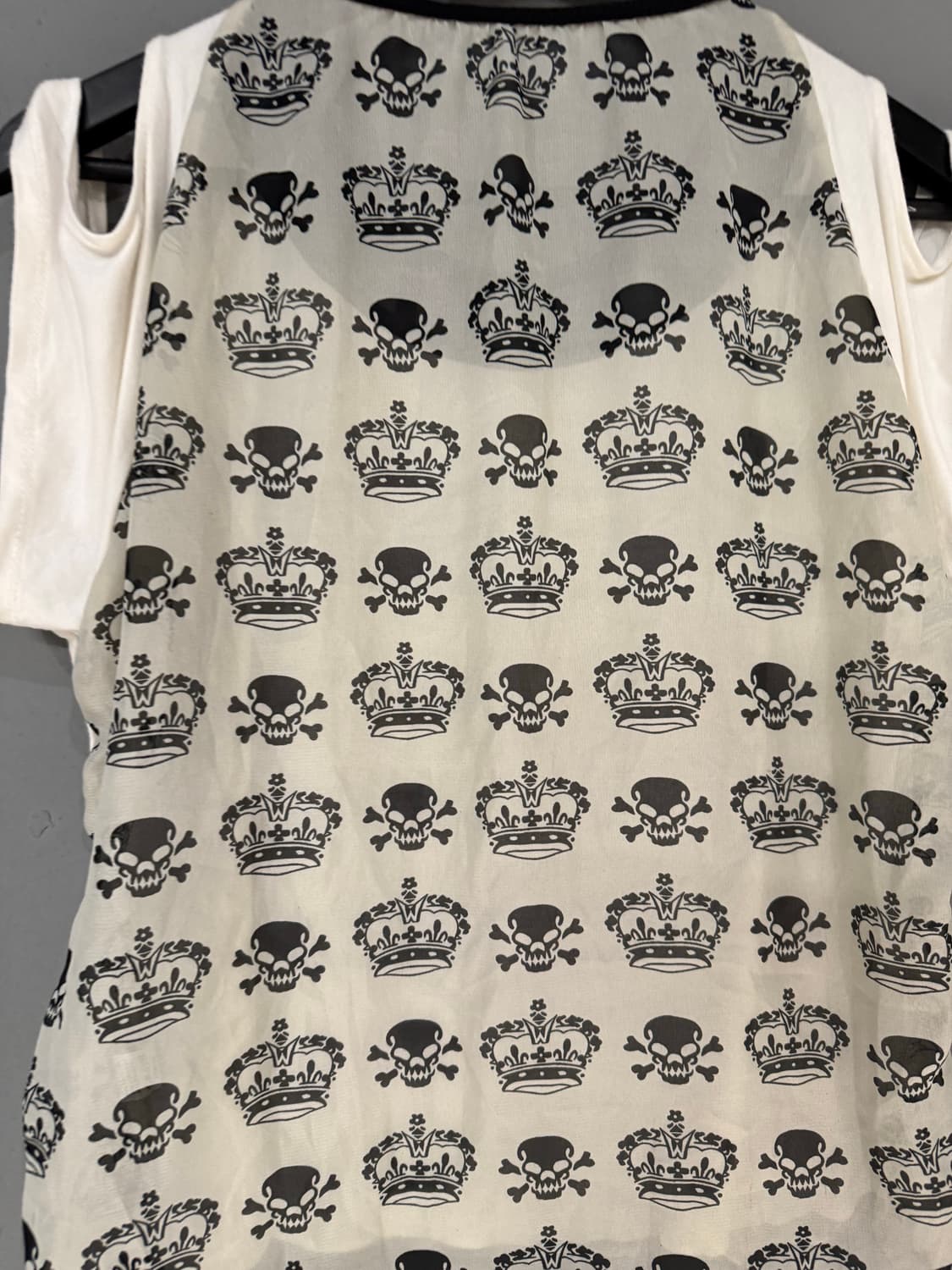 back printing off-shoulder top 상품이미지8