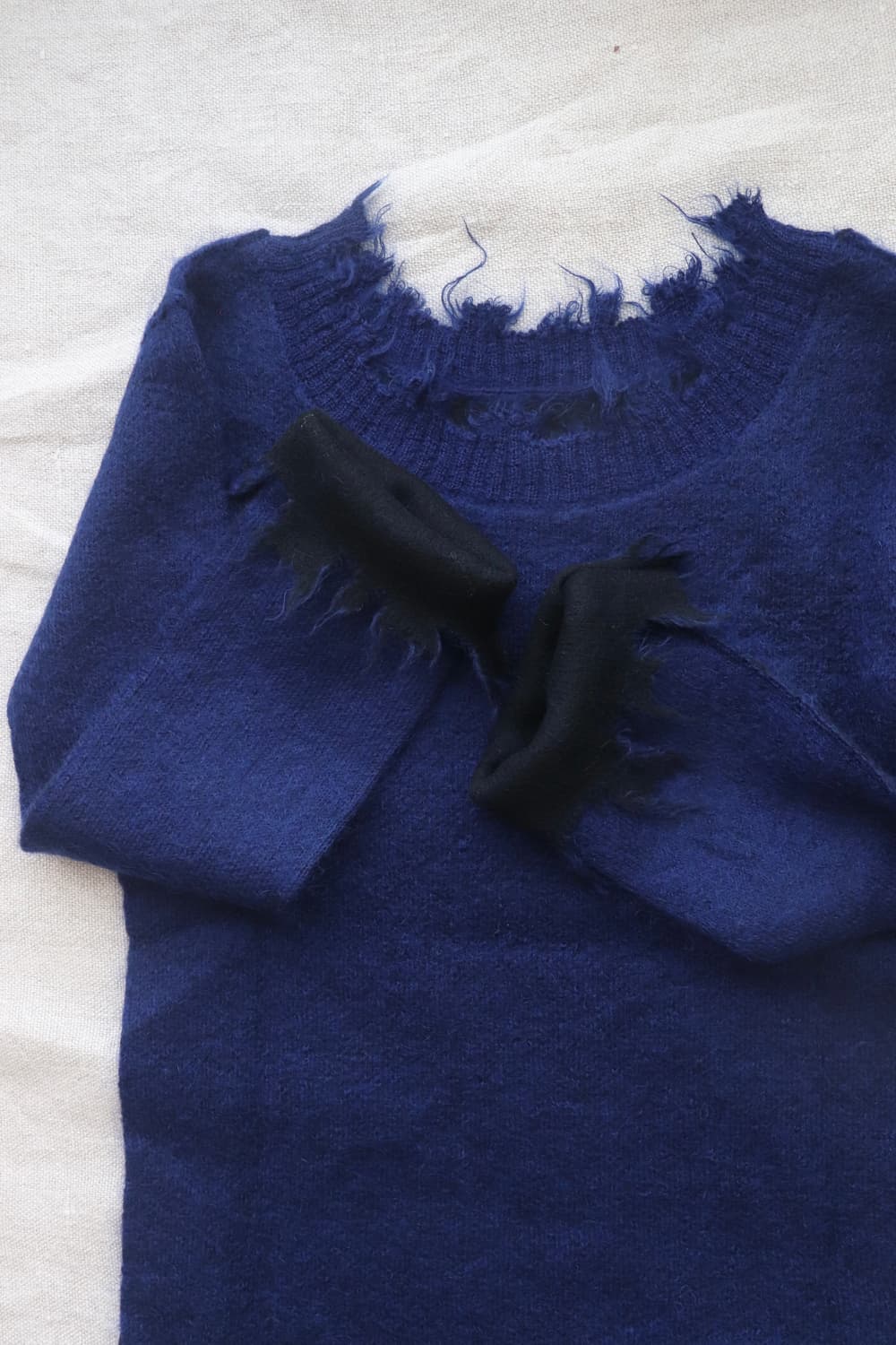 [Perverze] Wool & Mohair Damage Knit 상품이미지9