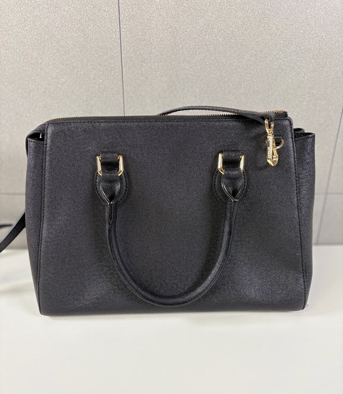 러브캣 블랙 키링 크로스백 가방 상품이미지3