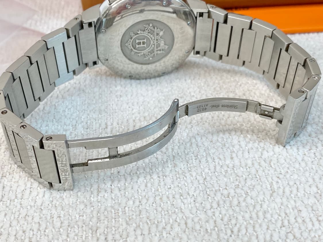 에르메스 노마드 NO1.910 남성용 쿼츠 39mm 화이트 펜더 다이얼 상품이미지9