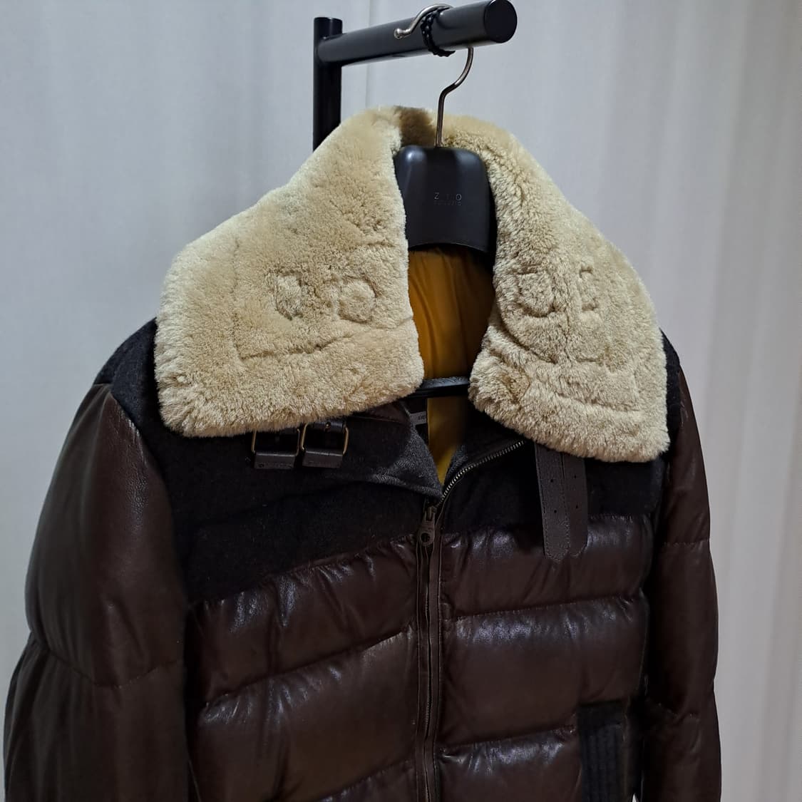 (택포) 시리즈 무스탕 카라 양가죽 다운패딩 105 B173 상품이미지2