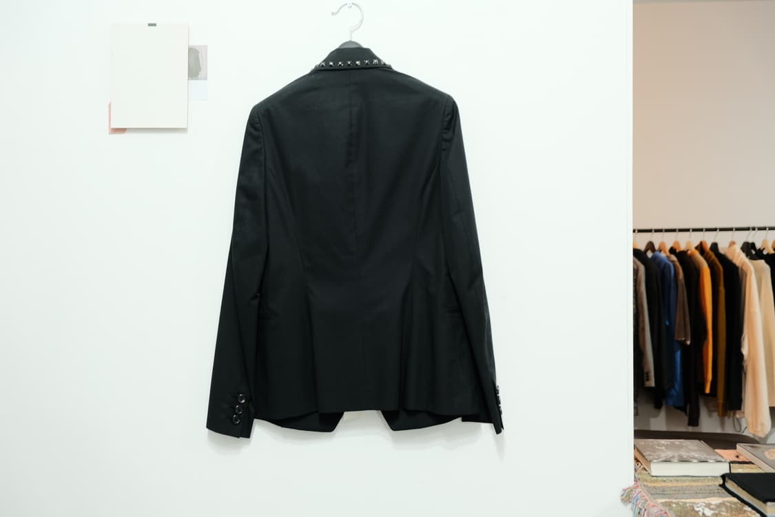 06 SS Undercover "T" studded blazer 상품이미지3