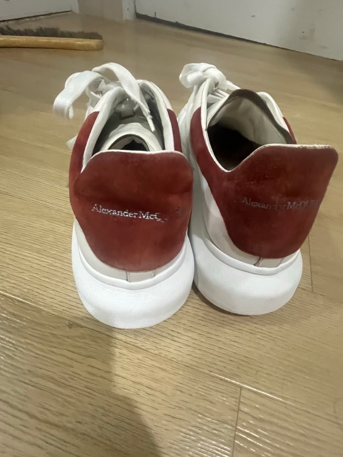 알렉산더 맥퀸 오버솔275 상품이미지2