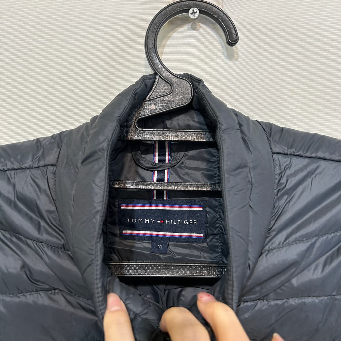 타미힐피거 남성 경량패딩 조끼 M 100정도 상품이미지2