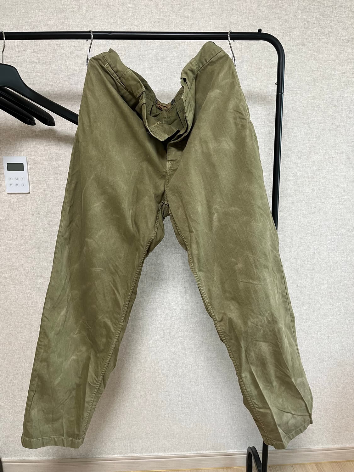 나이젤카본 올리브 팬츠 상품이미지1