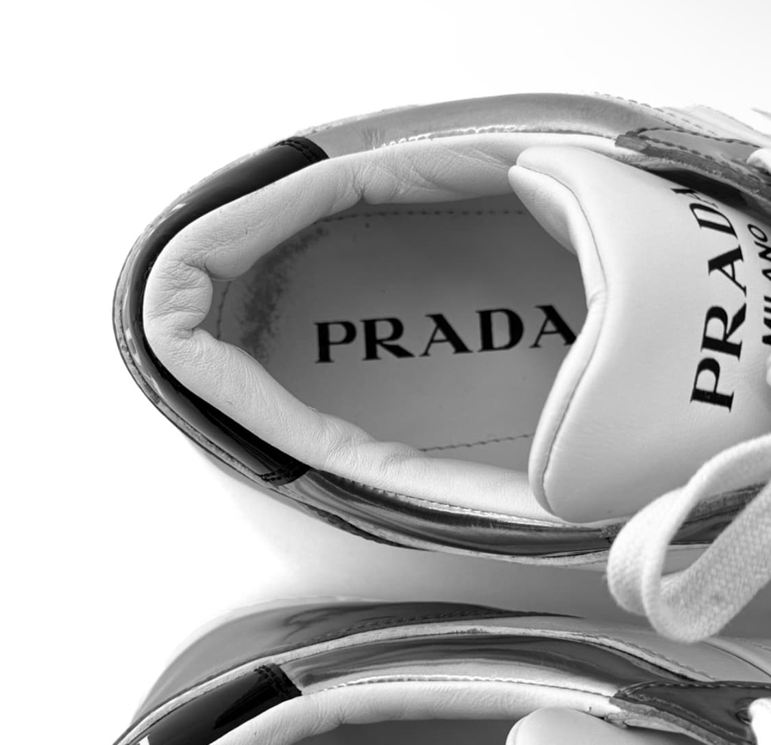 [9] PRADA 프라다 삼각로고 다운타운 레더 로우탑 스니커즈 실버 상품이미지9