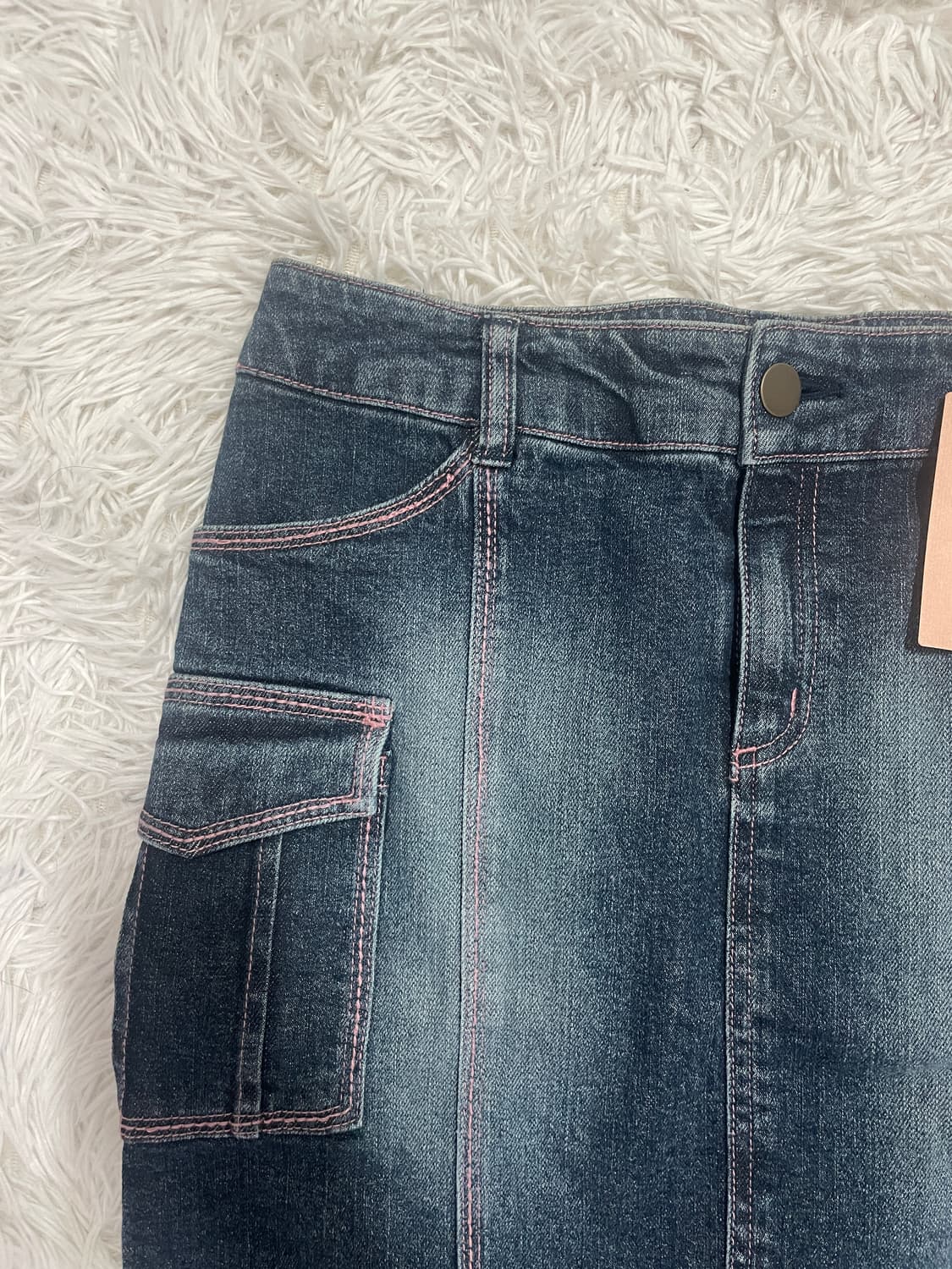 핑크스티치 포켓 미디 데님스커트 상품이미지2