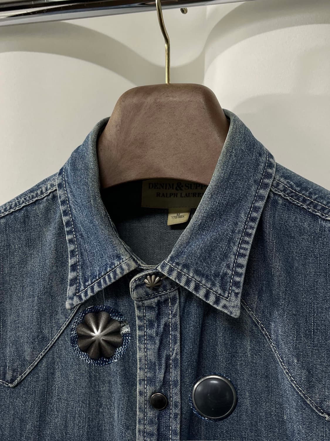 폴로 랄프로렌 콘초 사우스 웨스턴 워시드 데님 셔츠 상품이미지6