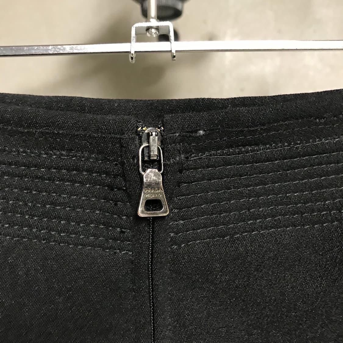 프라다 스포츠 블랙 스커트 38(W) 상품이미지4