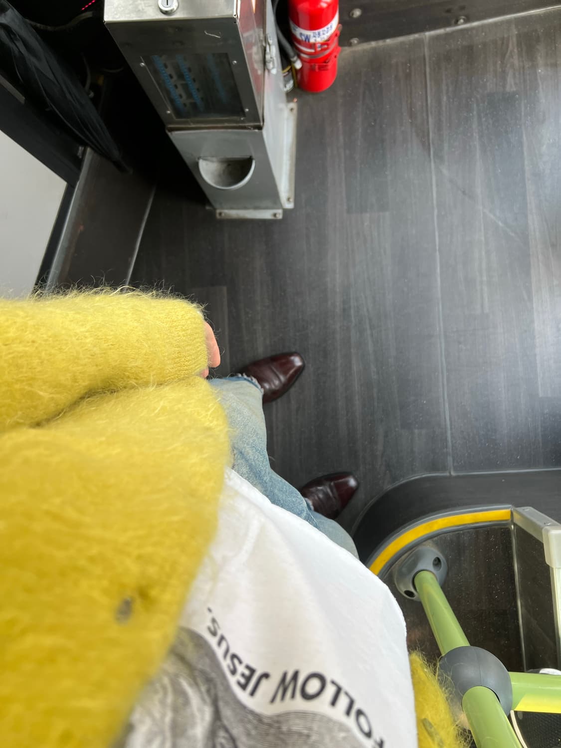 언유즈드 모헤어 7g 가디건 상품이미지4