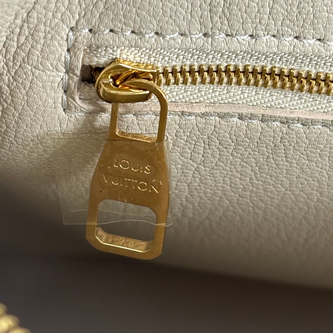 (새상품,정품)루이비통 페티쉬 락킷 M40597 상품이미지10