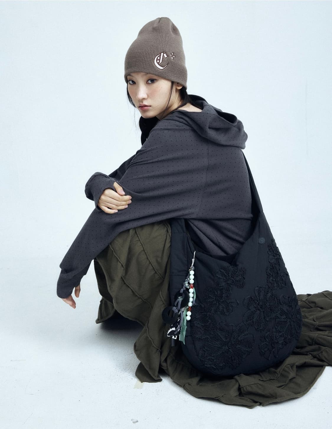  콜로신스 6TH CATERPIL SKIRT KHAKI 상품이미지4