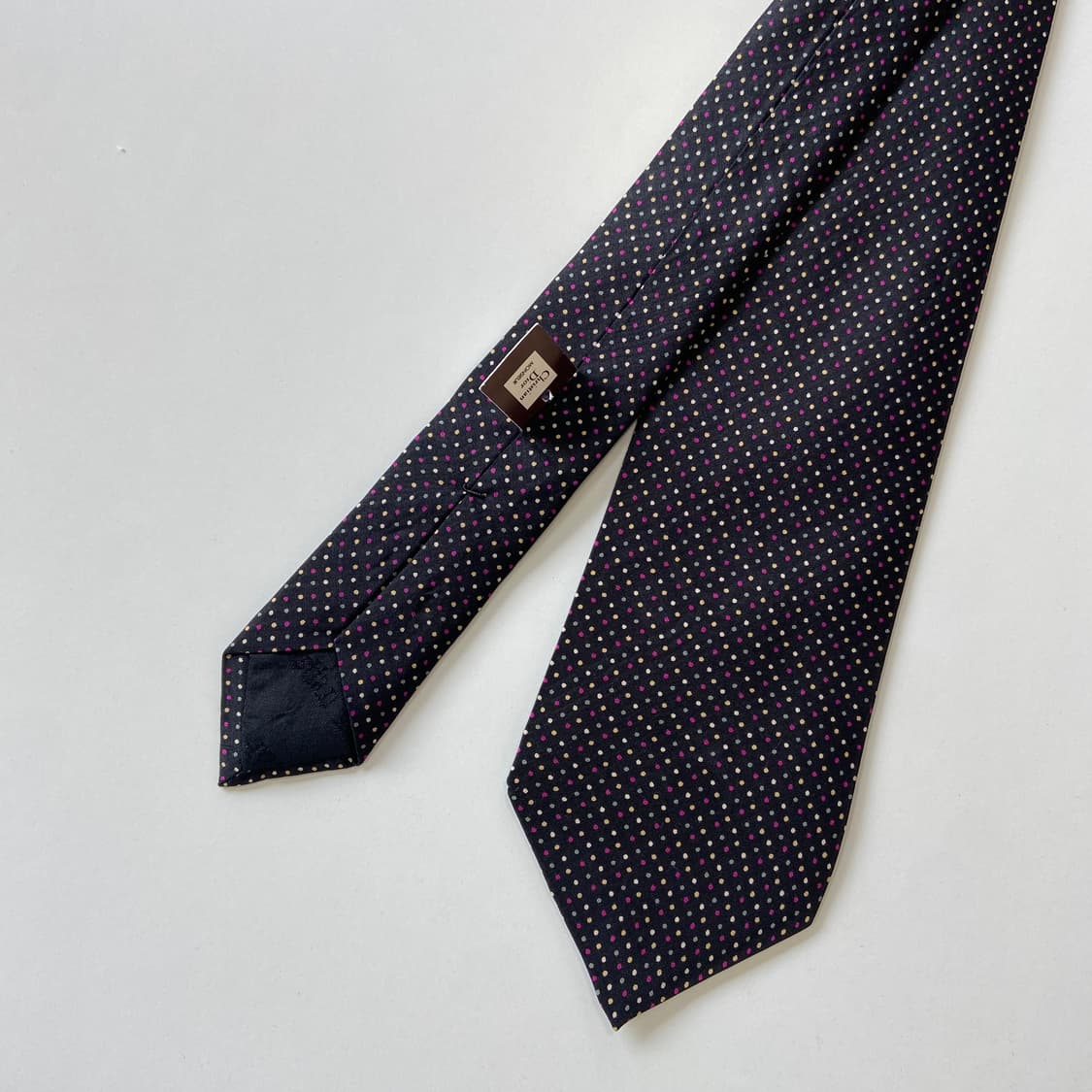 택달린 미사용품 크리스찬 디올(Dior) 명품 정품 넥타이7.8cm 상품이미지3