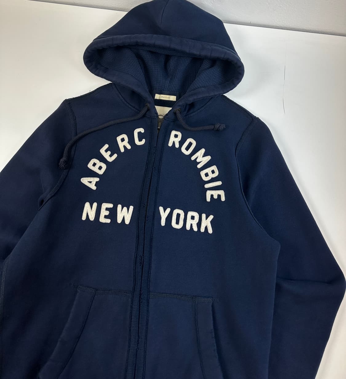 아베크롬비 스펠로고 후드집업 L 네이비  상품이미지2