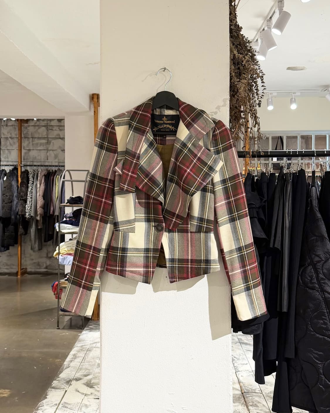 비비안웨스트우드 아이보리 레드 타탄체크 1B 울 자켓 상품이미지1