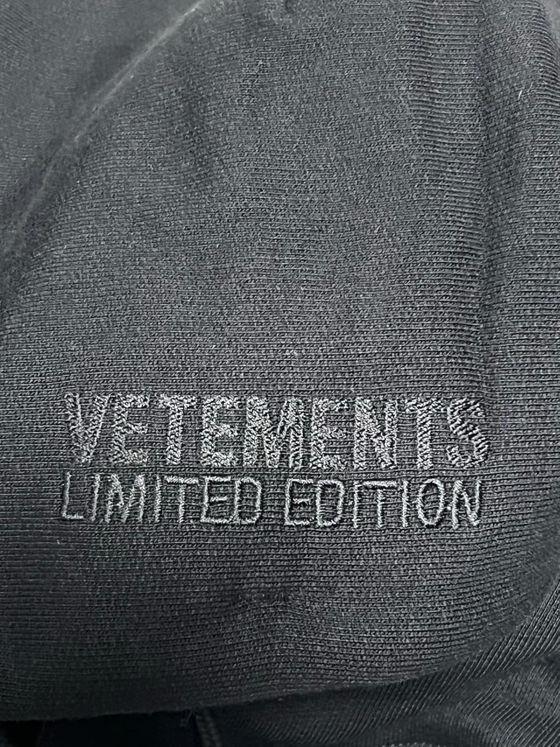 베트멍 Restricted 후드티 M 상품이미지3