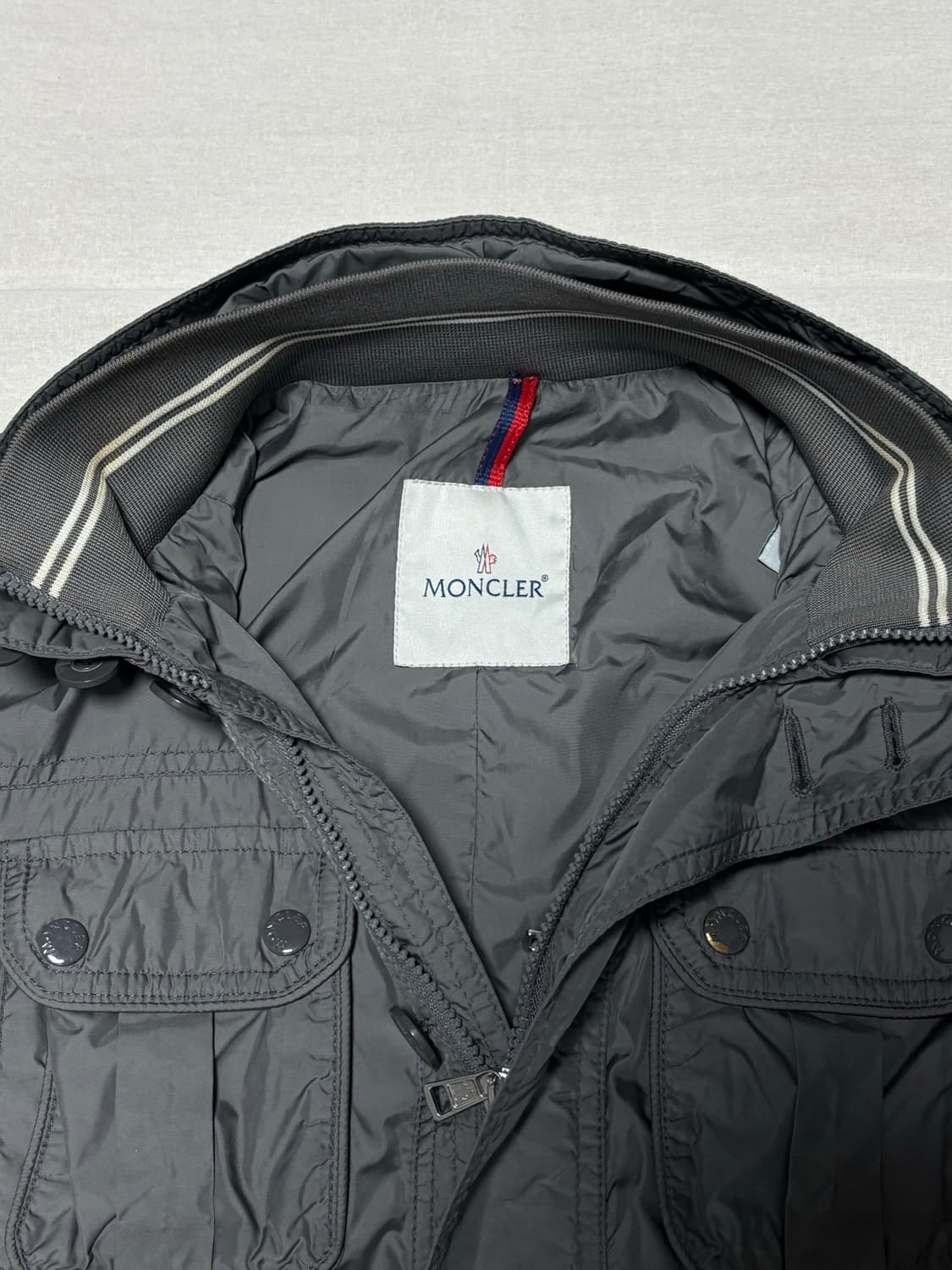 몽클레어 메이트 바람막이 자켓 [3] 상품이미지4