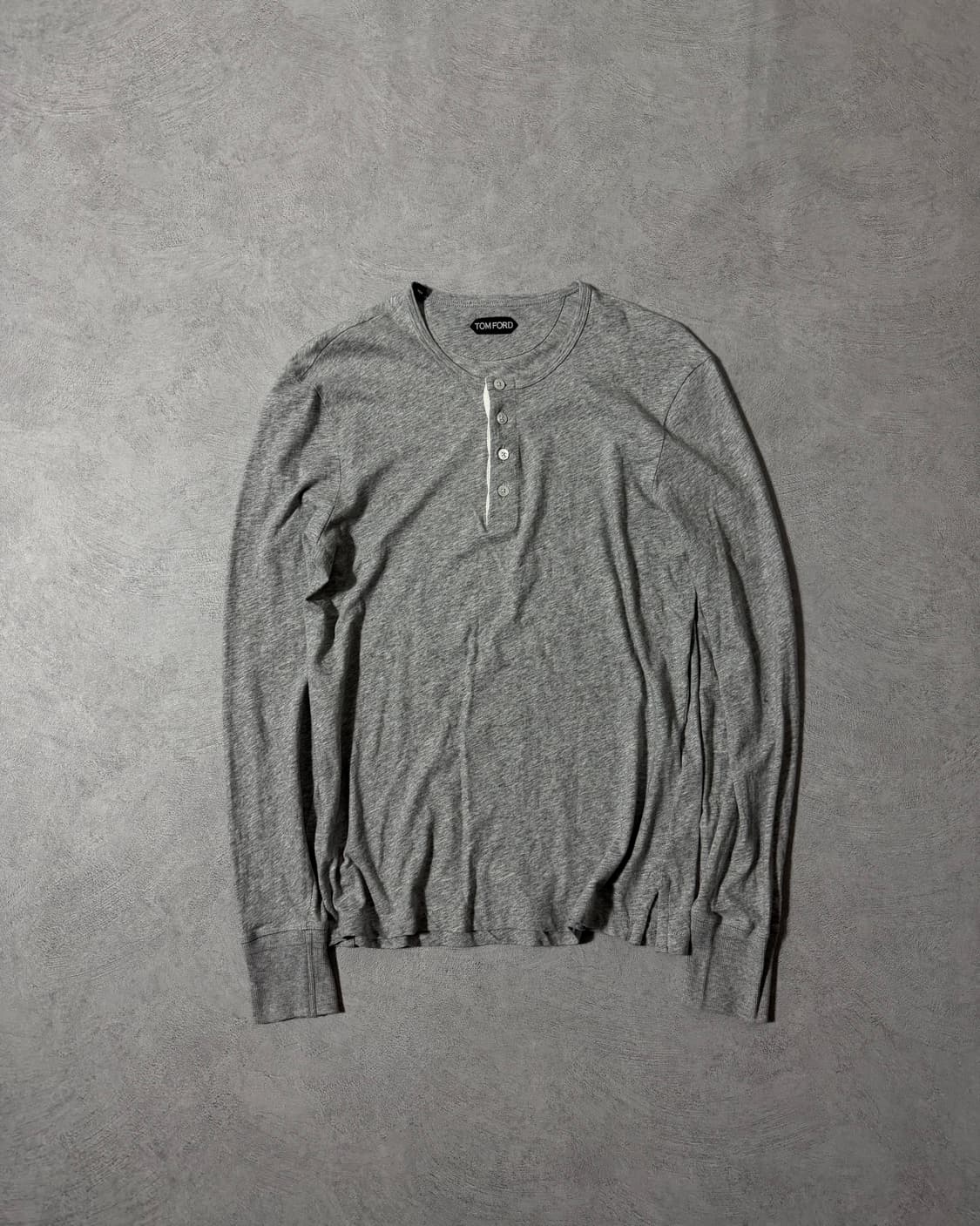 톰포드 헨리넥 롱슬리브 티셔츠 상품이미지1
