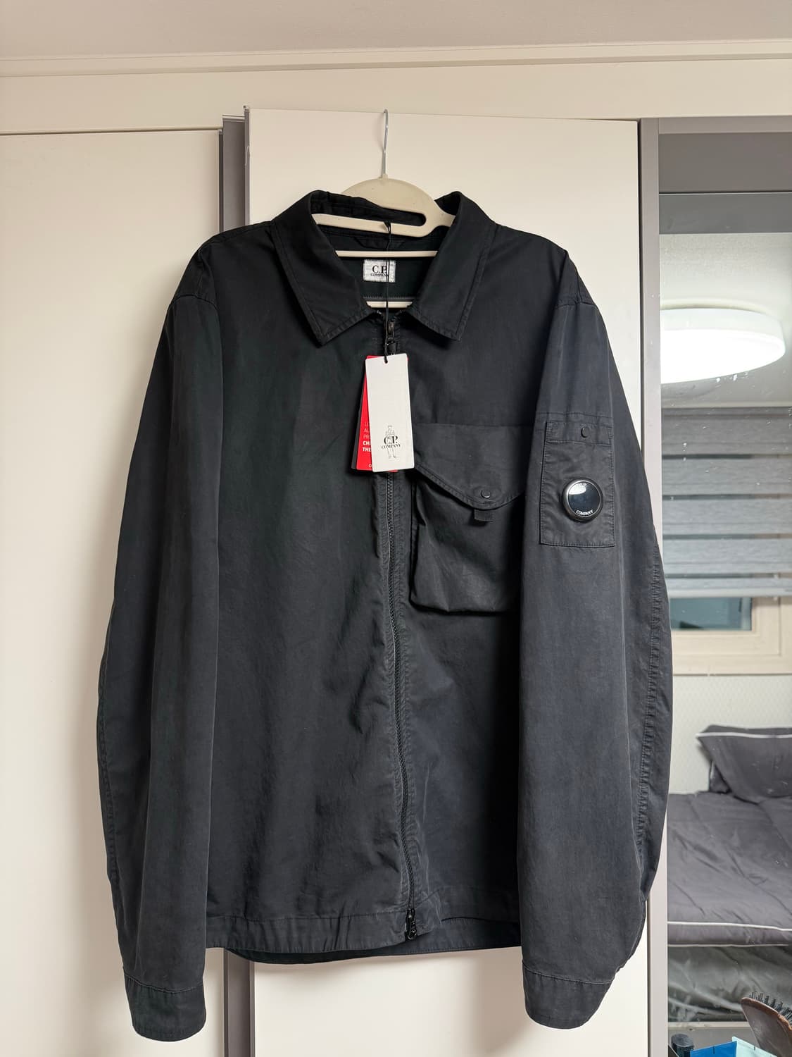 Cp컴퍼니 렌즈 지퍼 오버셔츠 상품이미지1